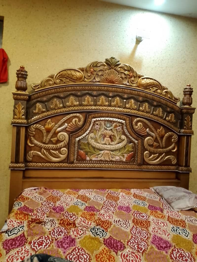 bedside tables 0