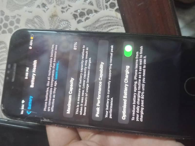 Apple iPhone 7 3