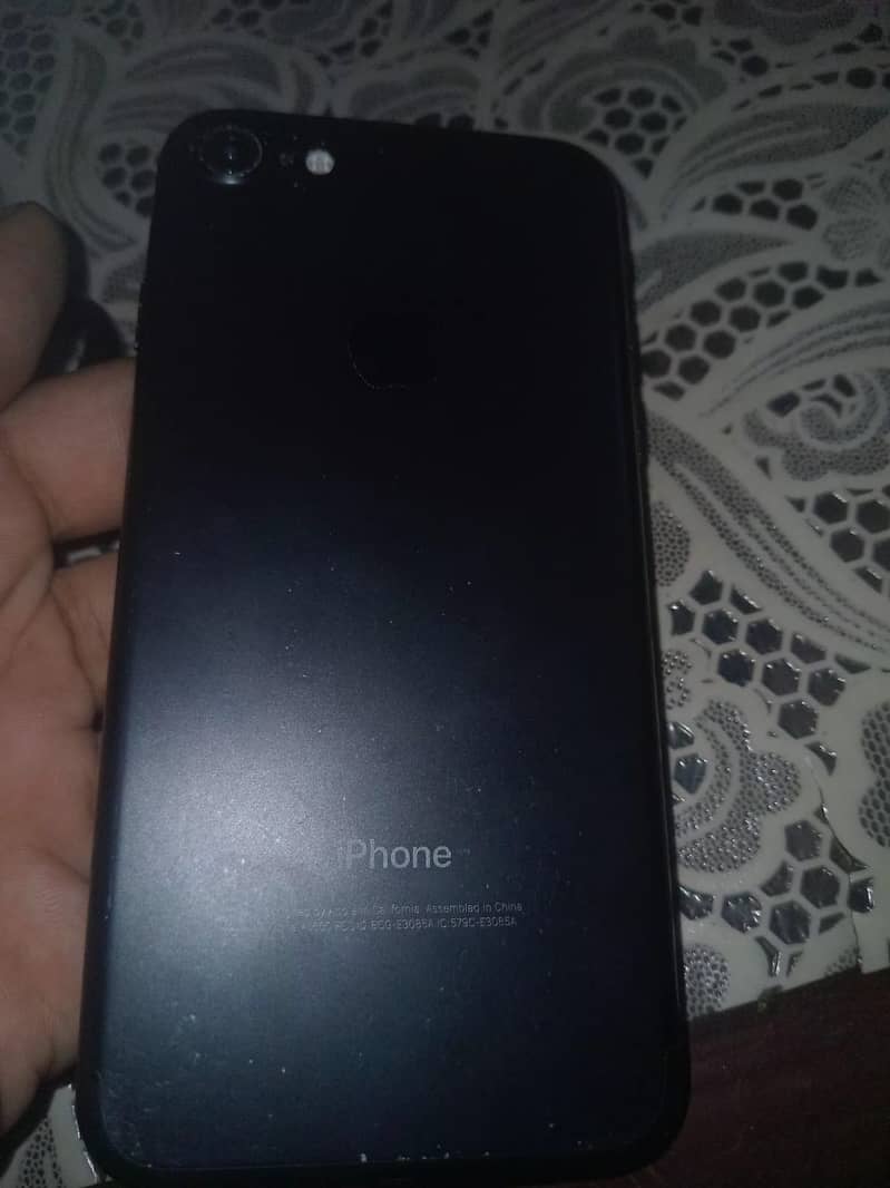 Apple iPhone 7 5