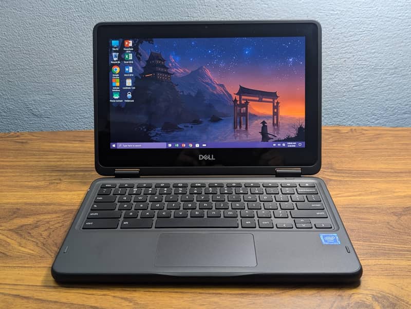 Windows Touchscreen Laptop 7