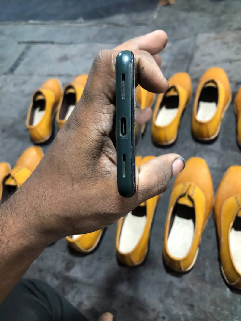 Google Pixel 5a 4