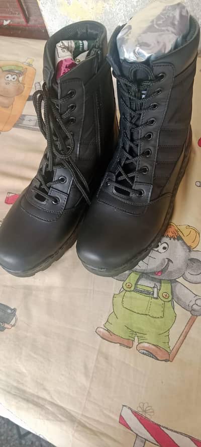 New swat shoes