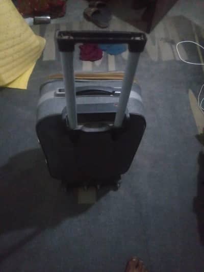traveling bag