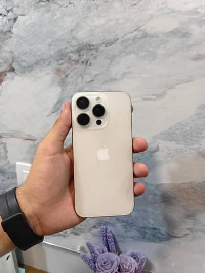 Apple iPhone 16 Pro