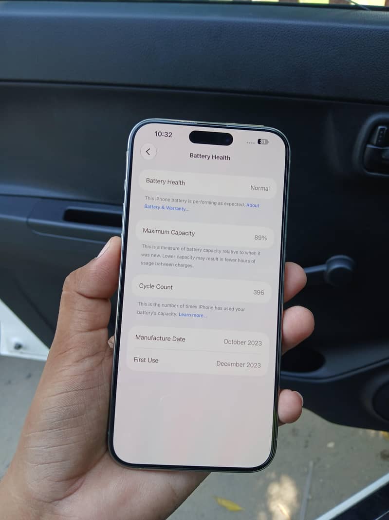 Apple iPhone 15 Pro Max 4