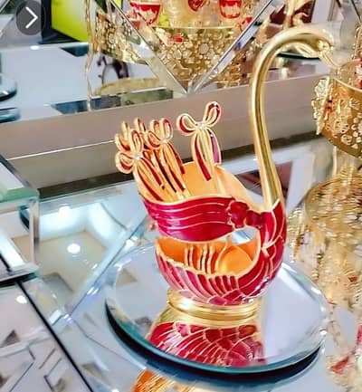 Elegant Royal Swan Spoon Set with Stand – 6 Pieces (Gold & Red Enamel)