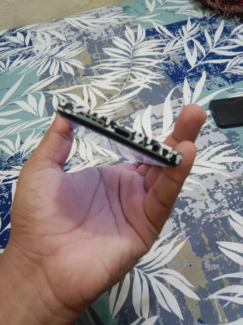 Note 30 infinxi 4