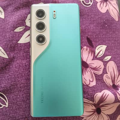 Tecno CAMON 40 Pro