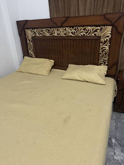 King size bed with matress