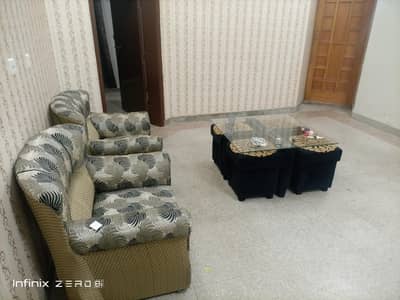 single and sharing furnished rooms available for rent