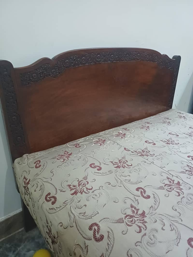 SOLID WOOD 2 single Beds and Dressing Table 1