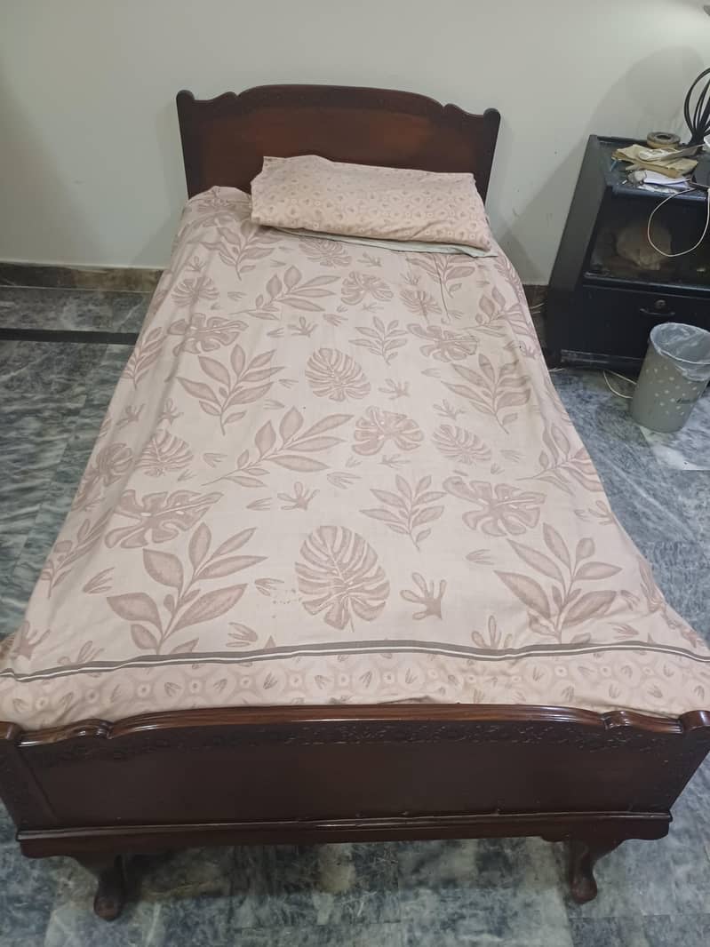 SOLID WOOD 2 single Beds and Dressing Table 2