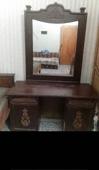 Beautiful Wooden Dressing Table