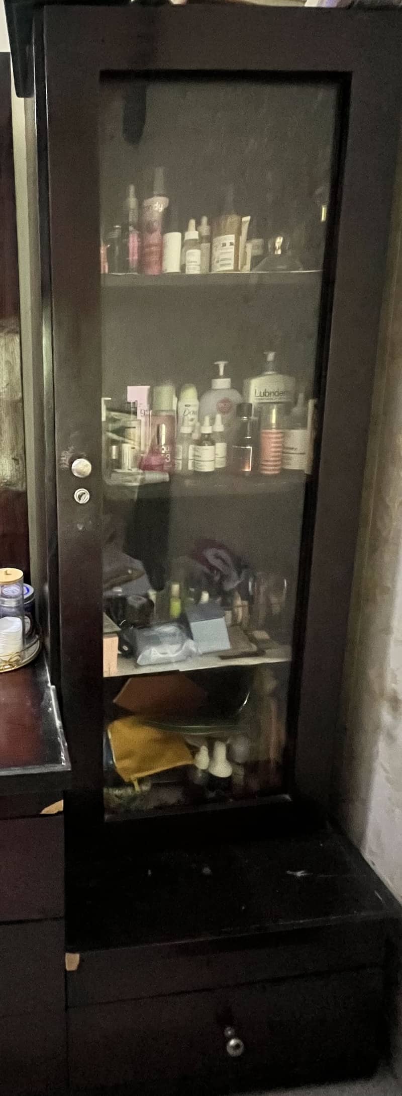 Dressing table with mirror 2