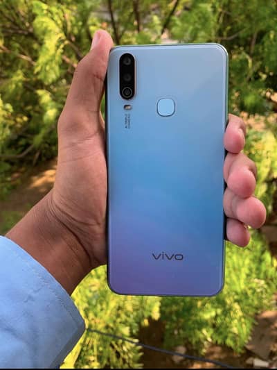 I am selling phone 8gb ram 256gb rom 10/10 condition