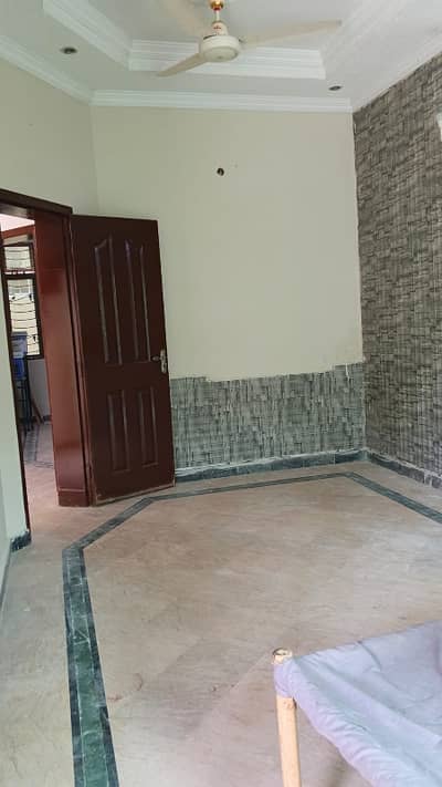 Room For Rent Bachelor Family