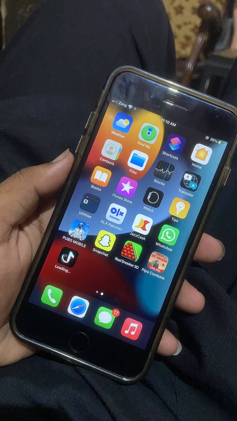 Apple iPhone 7 Plus 0
