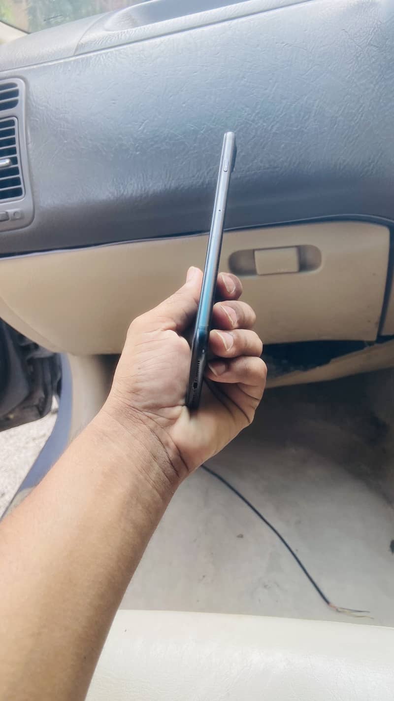 Apple iPhone 7 Plus 4