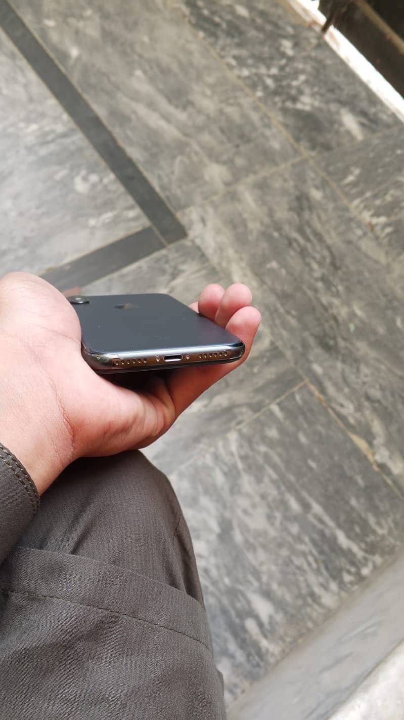 Apple iPhone X 256 gb with box 2