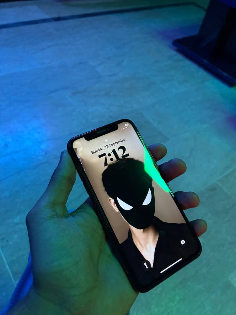 Apple iPhone X 256 gb with box 8