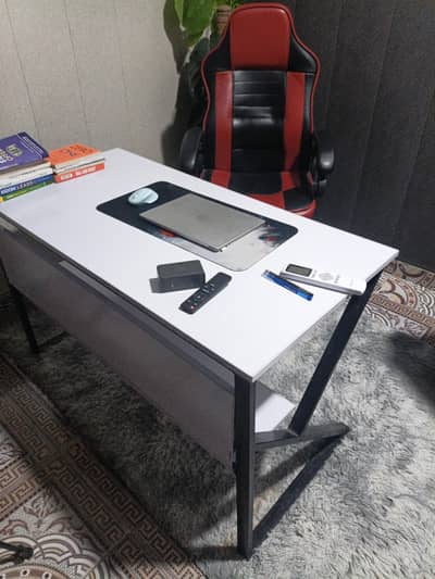 Working Table