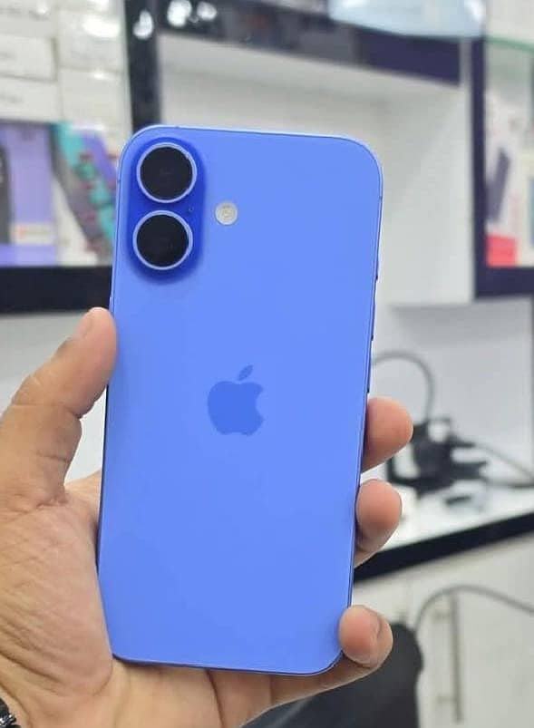 Apple iPhone 16 0
