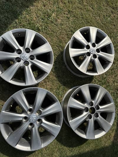 Grande 2016 grey rims 15 inch genuine