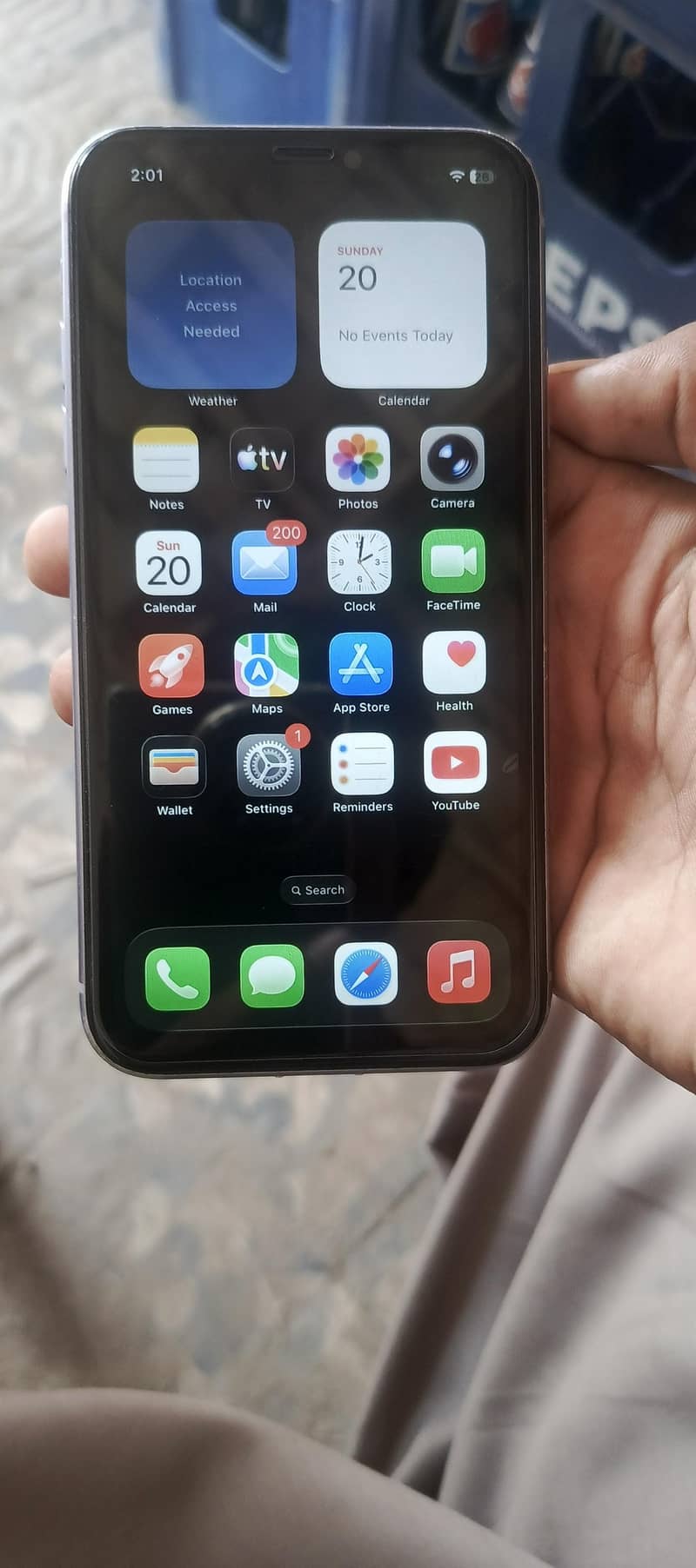 Apple iPhone 11 1