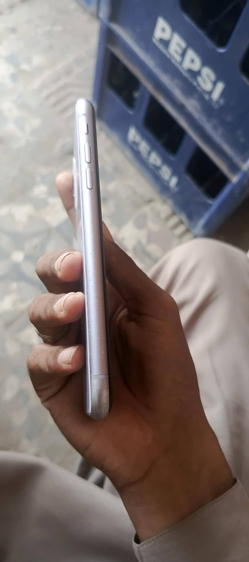 Apple iPhone 11 3