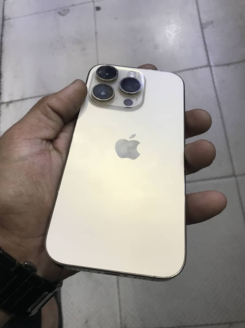 Apple iPhone 14 Pro 2