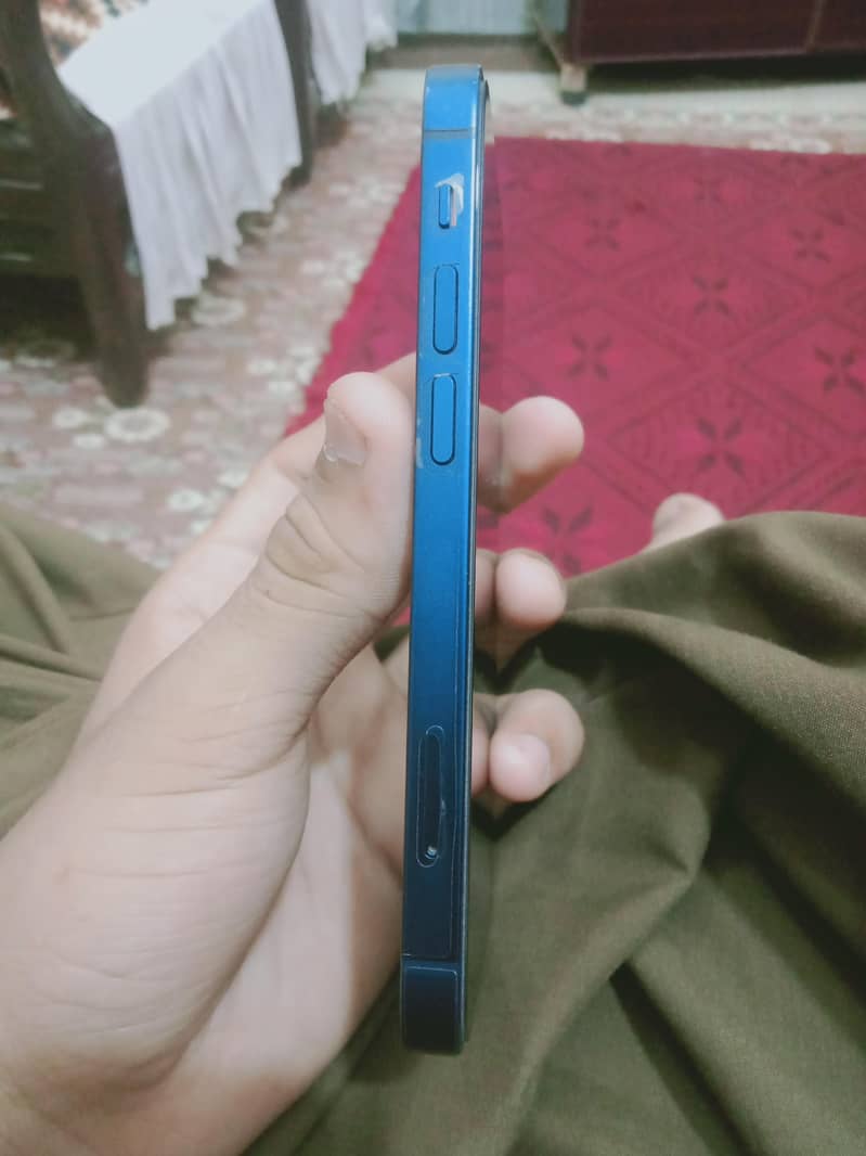 iphone 12 mini 1