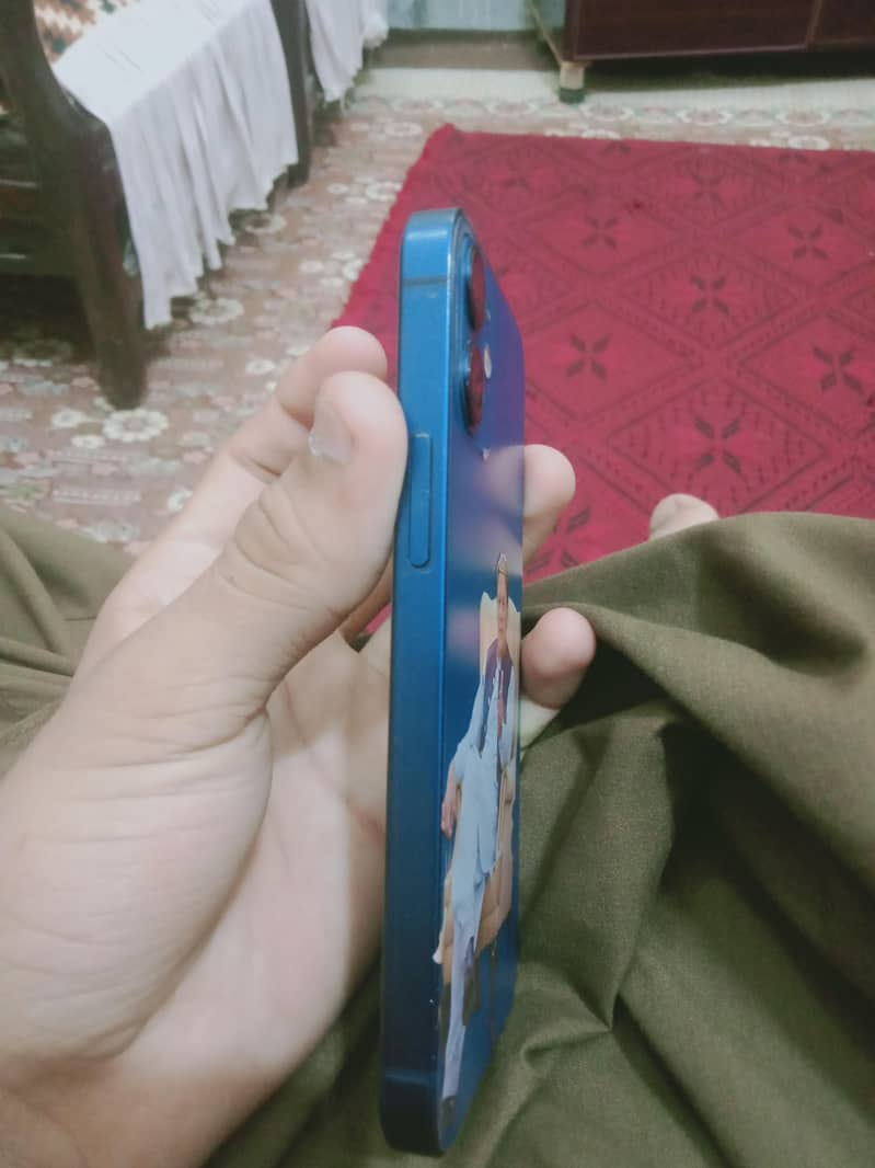 iphone 12 mini 3