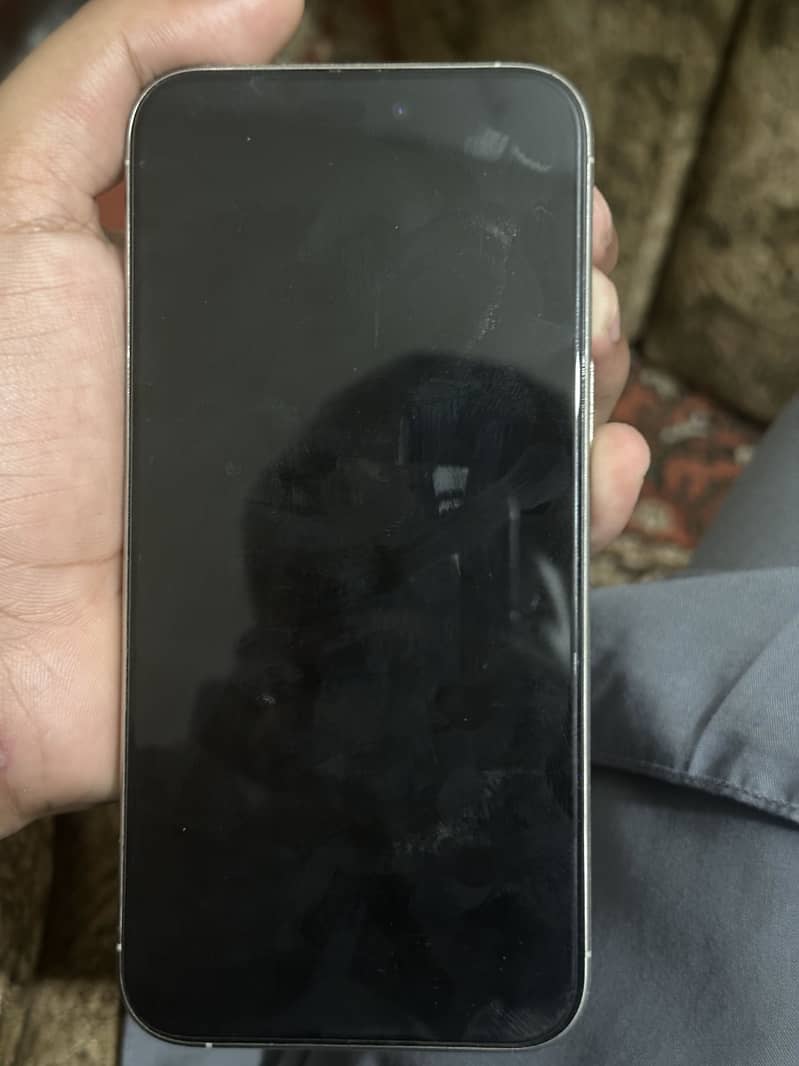 Apple iPhone 15 Pro Max 1