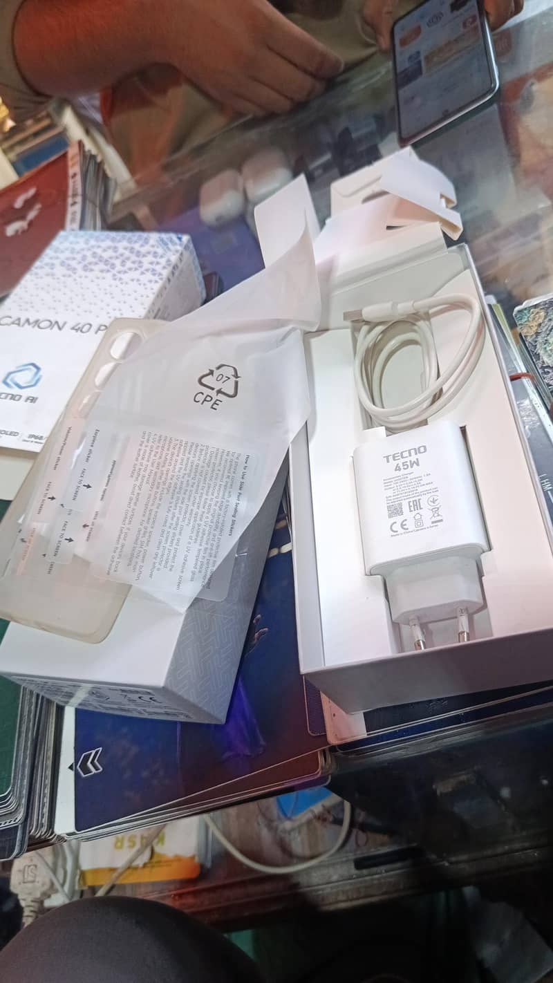 Tecno Camon 40 pro 2