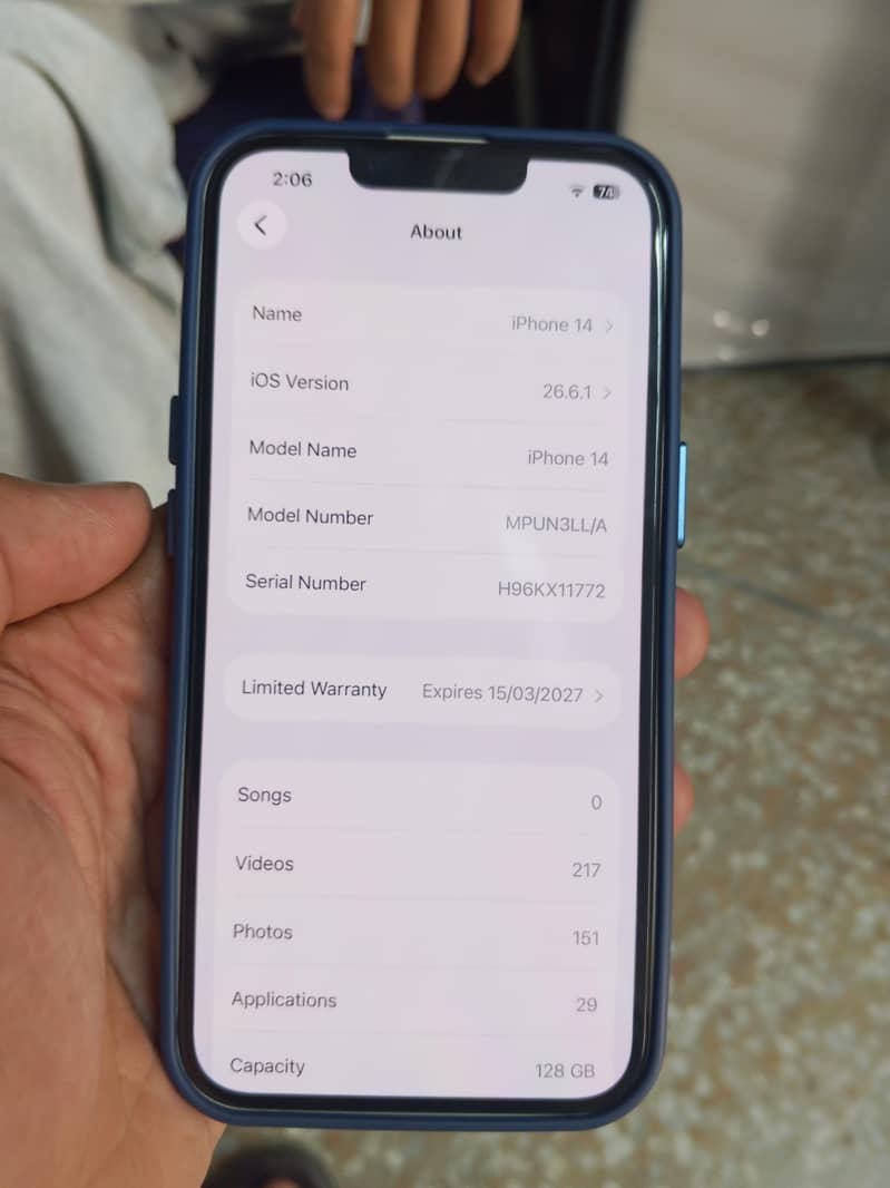 Apple iPhone 14 4