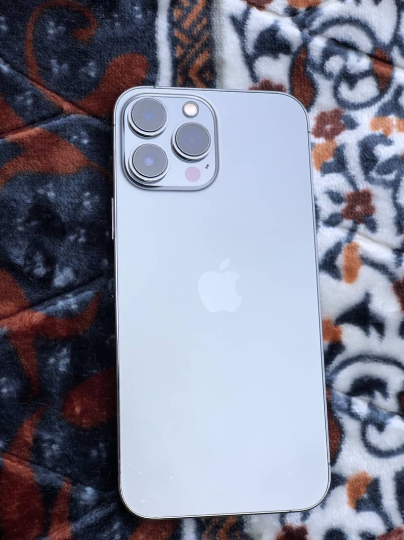 Apple iPhone 13 Pro Max 0