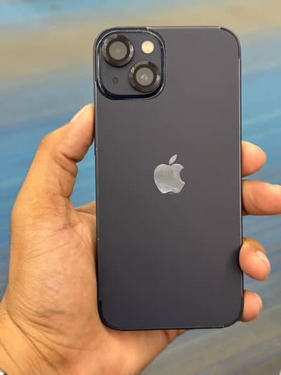 Apple iPhone 13