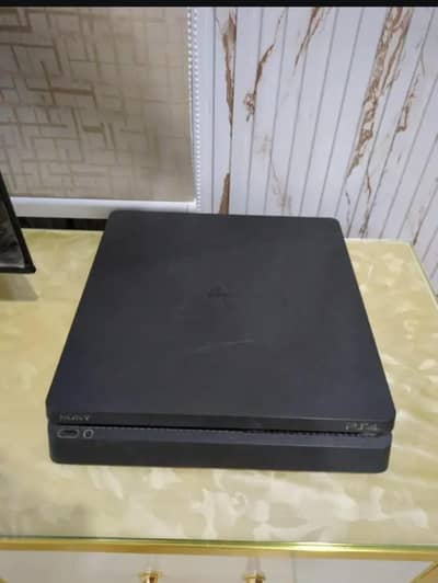 Play Station 4