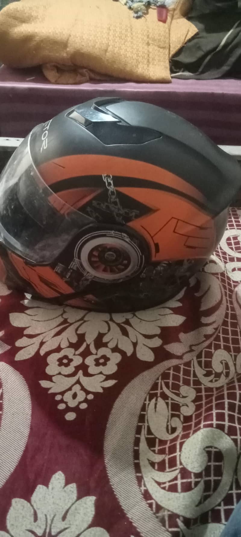 Good condition Vector Helmet 1