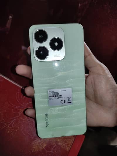 Realme C63
