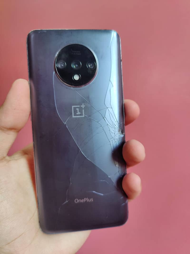 One Plus 7T 6