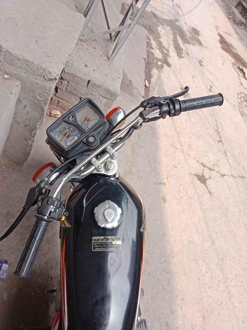 Handa 125 22model 2
