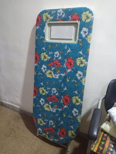 Folding Iron Stand