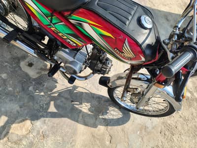 Honda cd 70 model 2022 (Red)