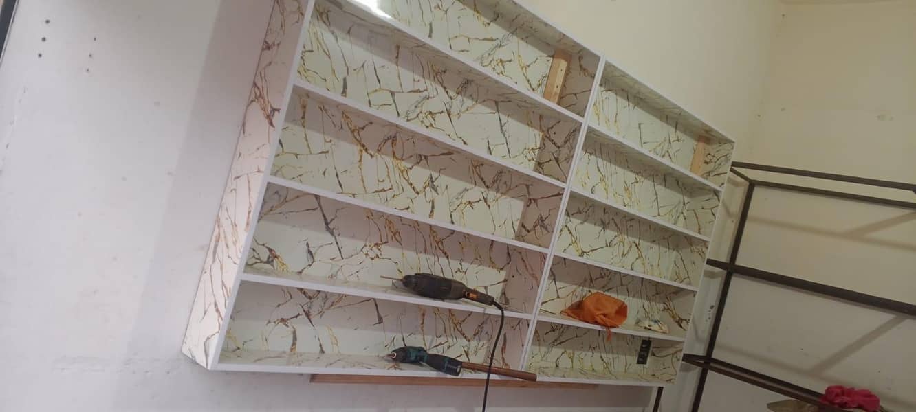 wall rack 0