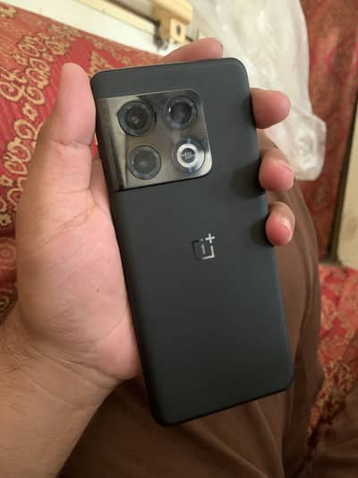 One Plus 10 Pro 5G