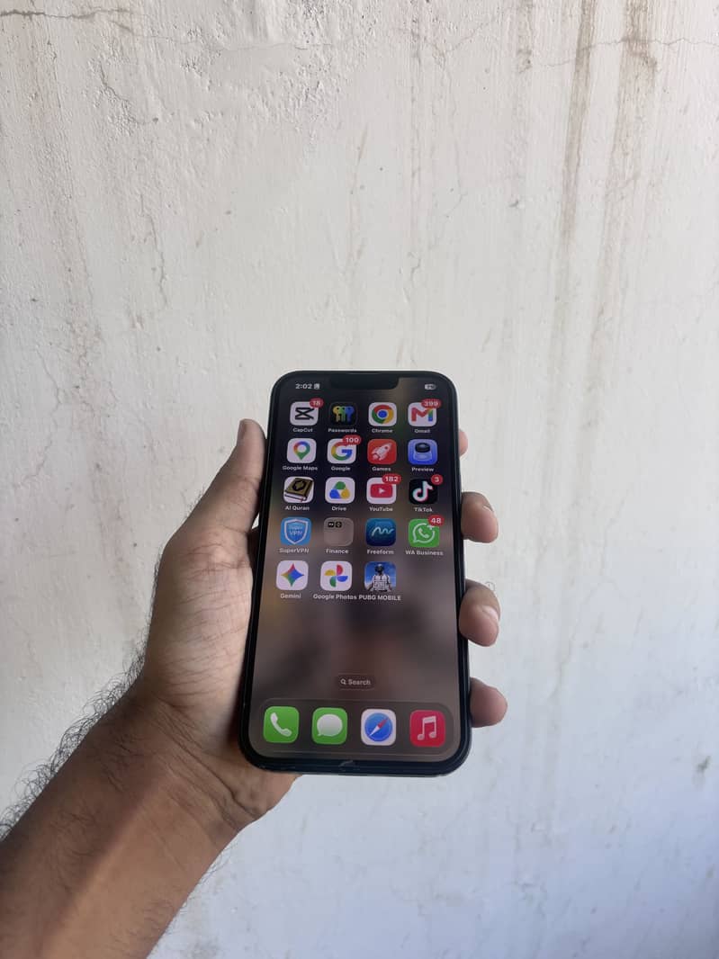 Apple iPhone 13 7