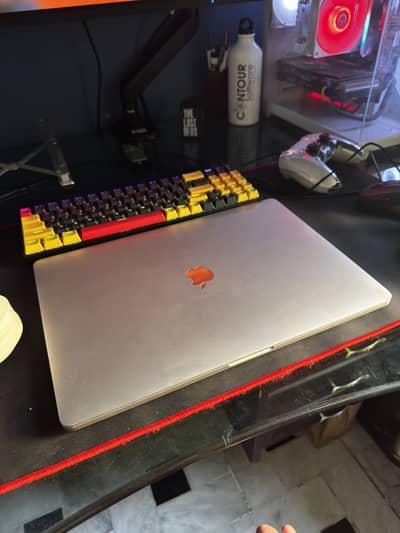MacBook Pro 16” 2019 | Core i7 | 32GB RAM | 512GB SSD | Touch Bar 