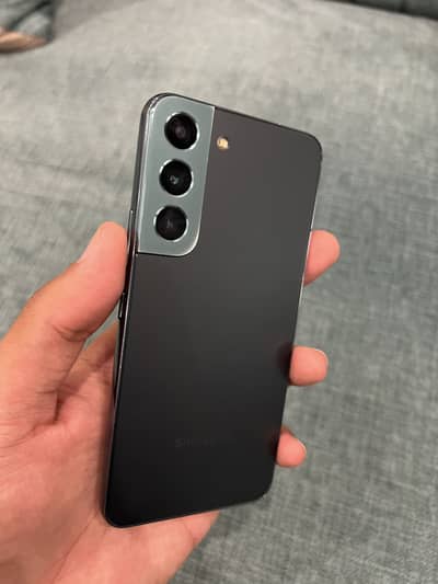 Samsung Mobile S22