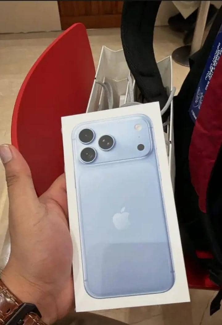 Apple iPhone 18 Pro Max 3